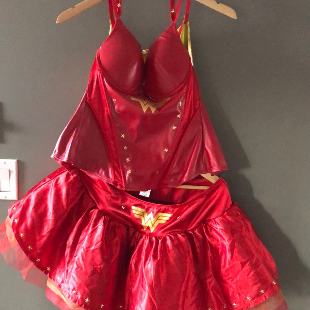 Costume